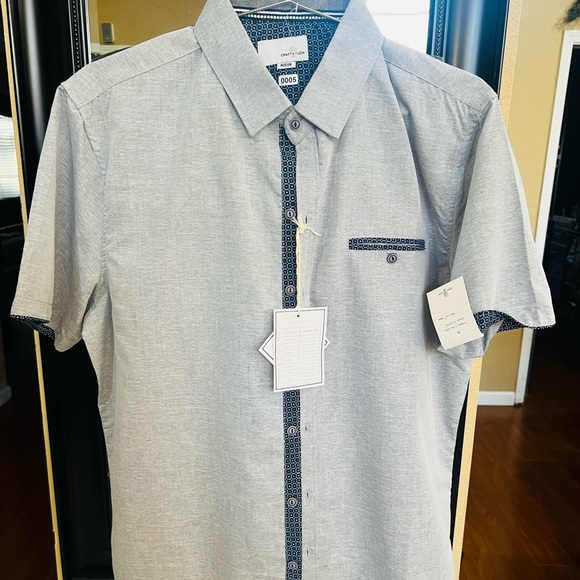 Craft and Flow Gray Short Sleeve Shirt with Navy Accents (NWT) - Picture 2 of 5
